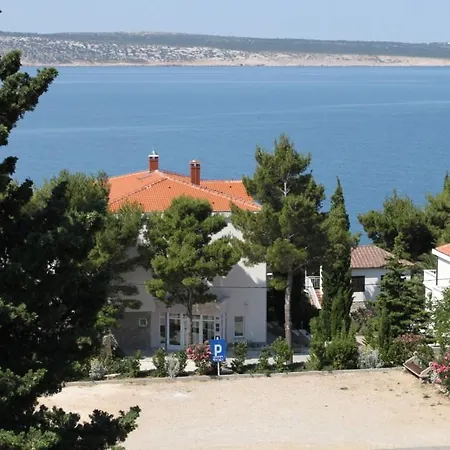 Double Starigrad 3333e 4*